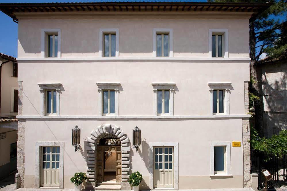 Relais & Chateaux Palazzo Seneca Hotel Norcia Luaran gambar